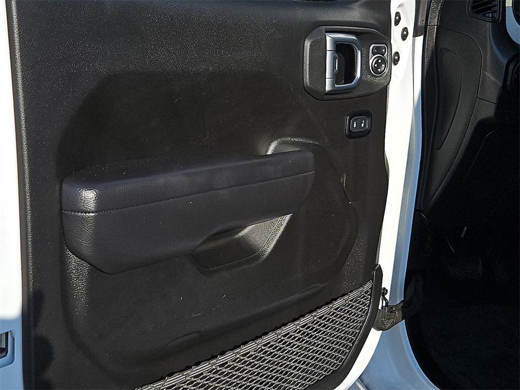 used 2024 Jeep Gladiator car, priced at $34,670