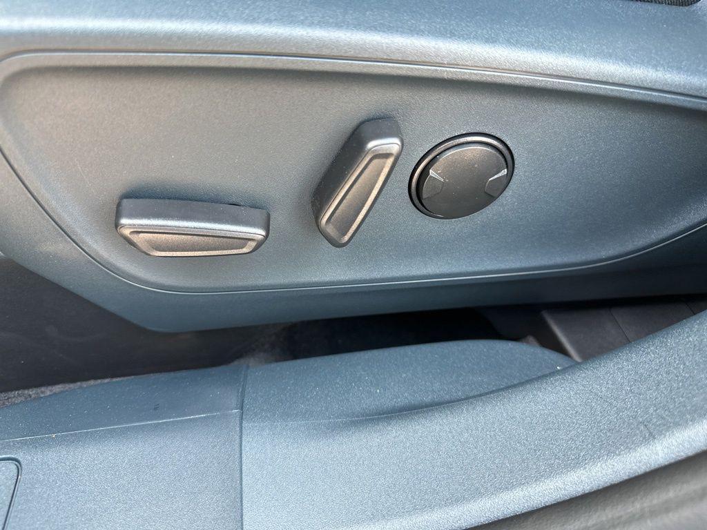 new 2025 Ford Maverick car, priced at $32,808
