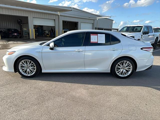 used 2018 Toyota Camry Hybrid car, priced at $17,407