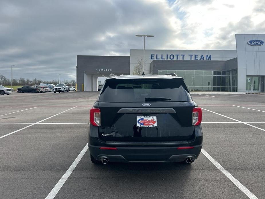 new 2024 Ford Explorer car, priced at $44,985