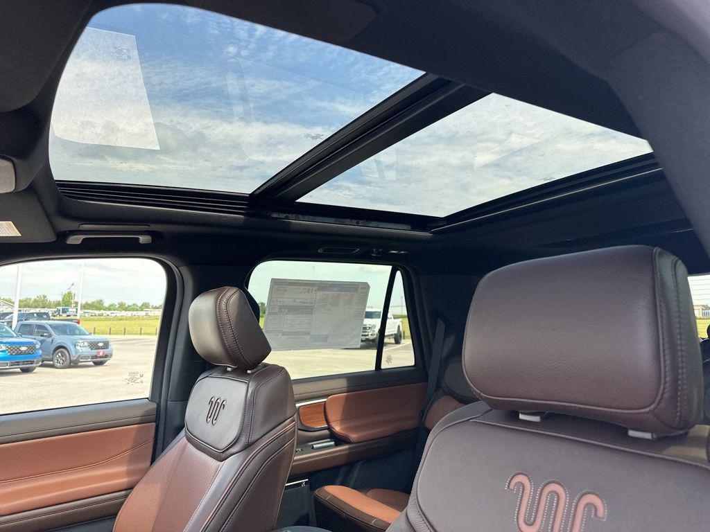new 2025 Ford Expedition car, priced at $85,225