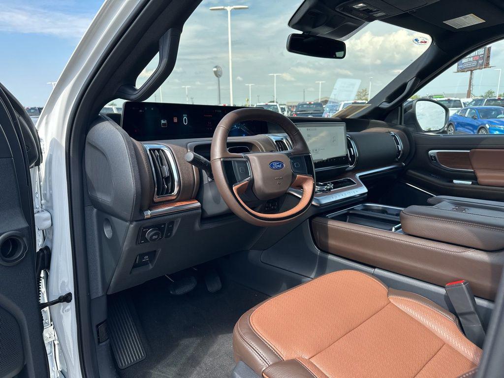 new 2025 Ford Expedition car, priced at $85,225