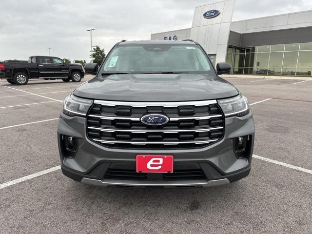 new 2025 Ford Explorer car, priced at $41,196