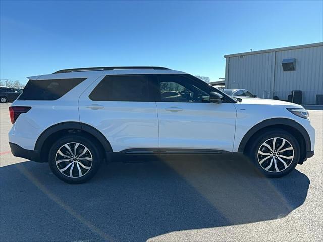 new 2025 Ford Explorer car, priced at $49,645