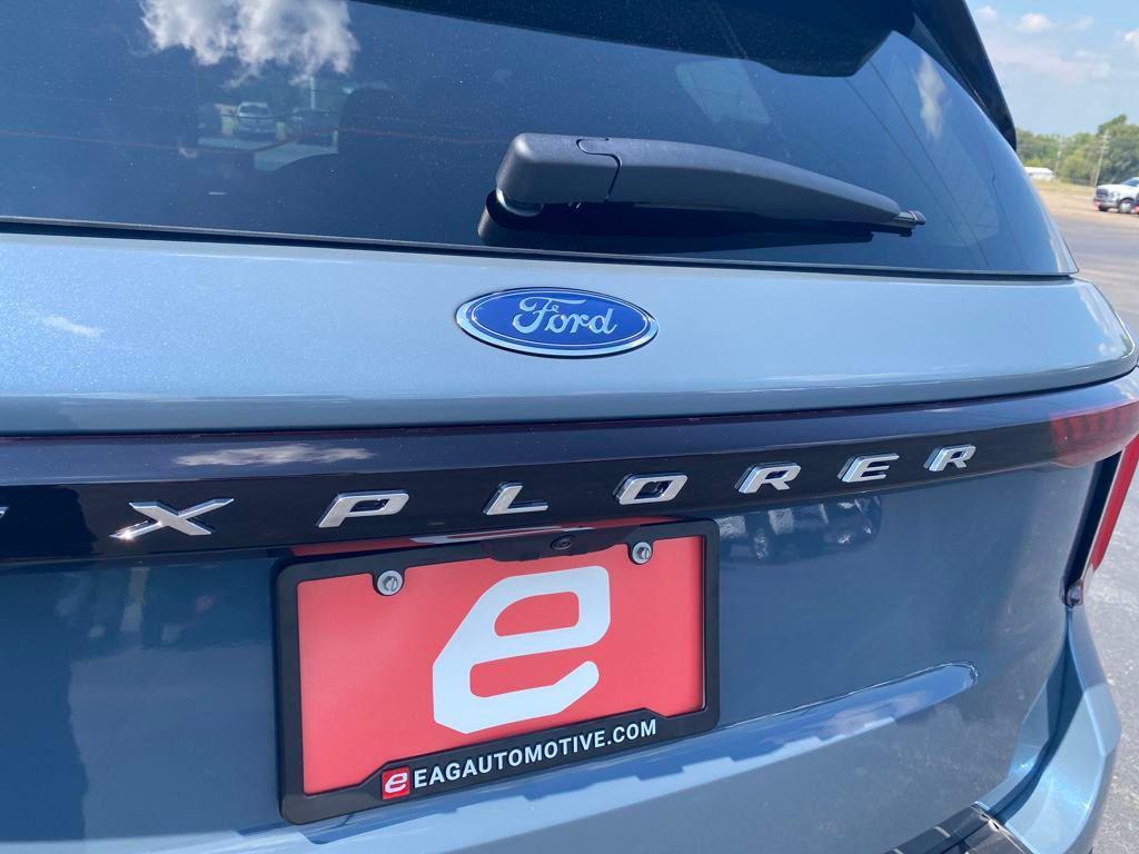 new 2025 Ford Explorer car, priced at $42,640