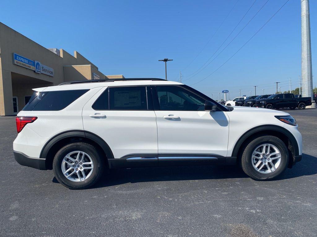 new 2025 Ford Explorer car, priced at $46,460