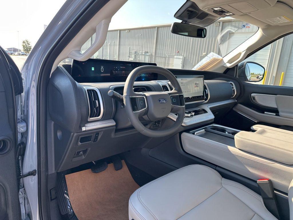 new 2025 Ford Expedition Max car, priced at $71,530