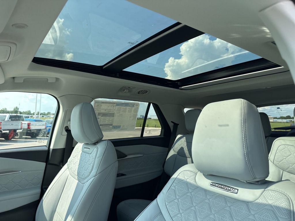 new 2025 Ford Explorer car, priced at $54,211