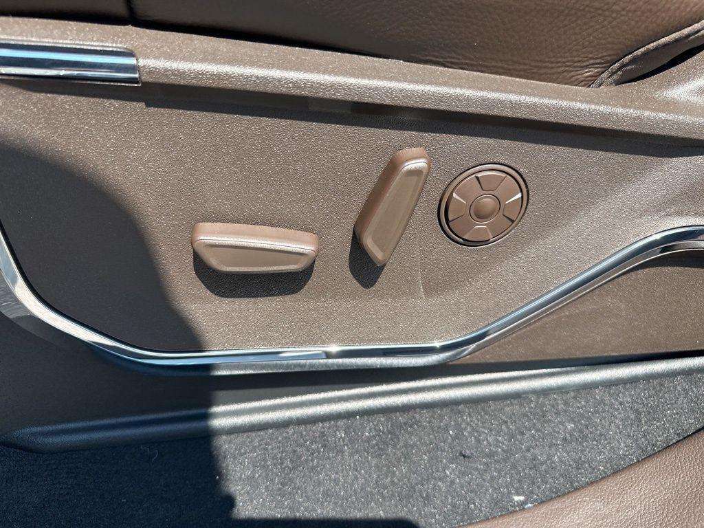 new 2025 Ford F-250 car, priced at $84,165