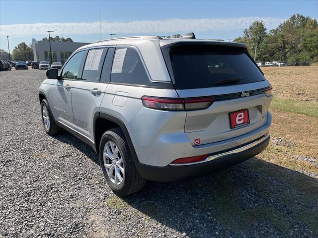 used 2022 Jeep Grand Cherokee car, priced at $28,594