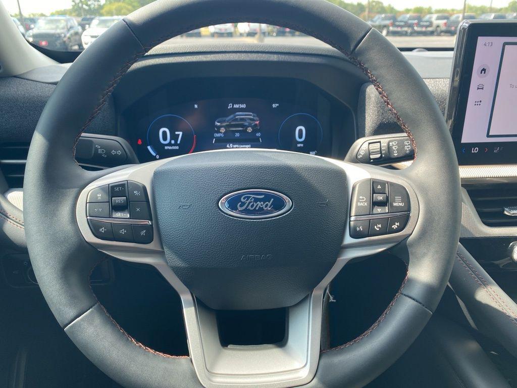 new 2025 Ford Explorer car, priced at $39,502