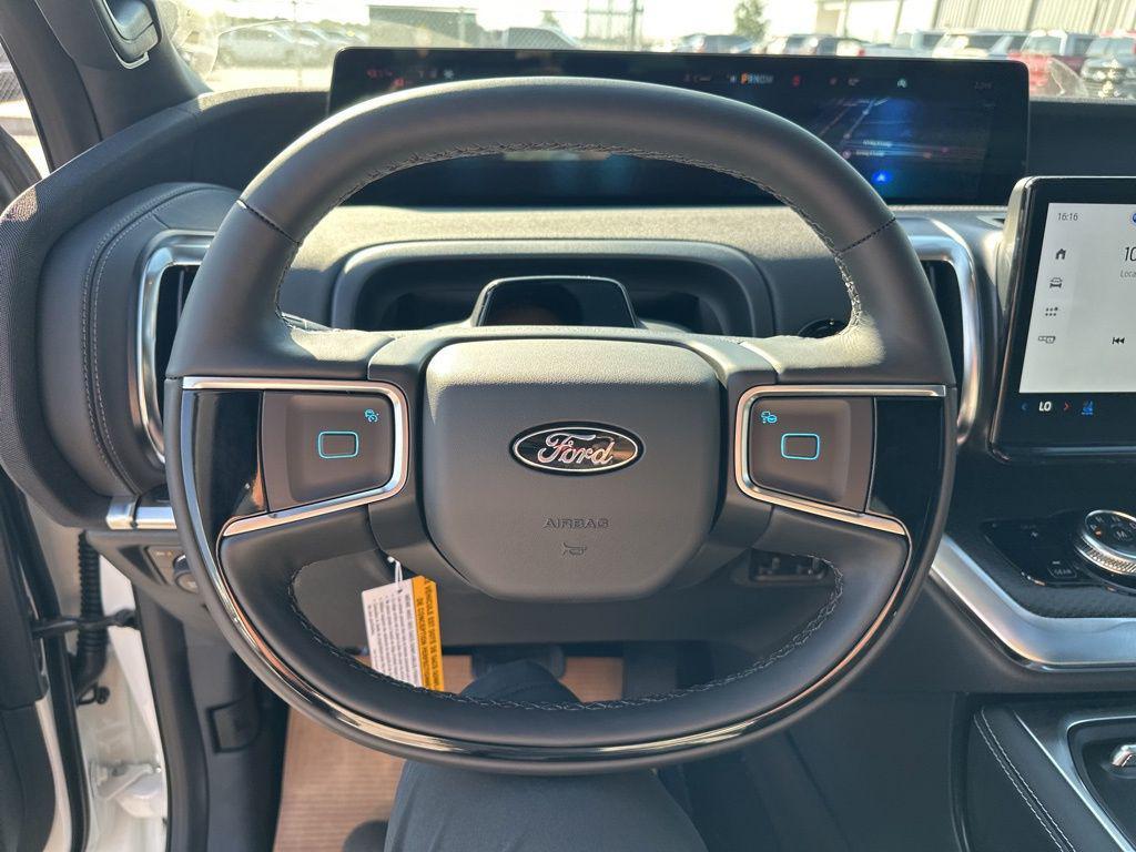 new 2025 Ford Expedition car, priced at $80,815