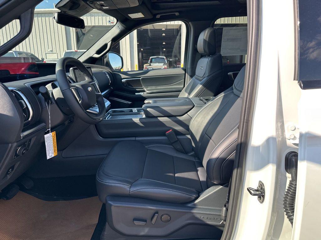 new 2025 Ford Expedition car, priced at $80,815