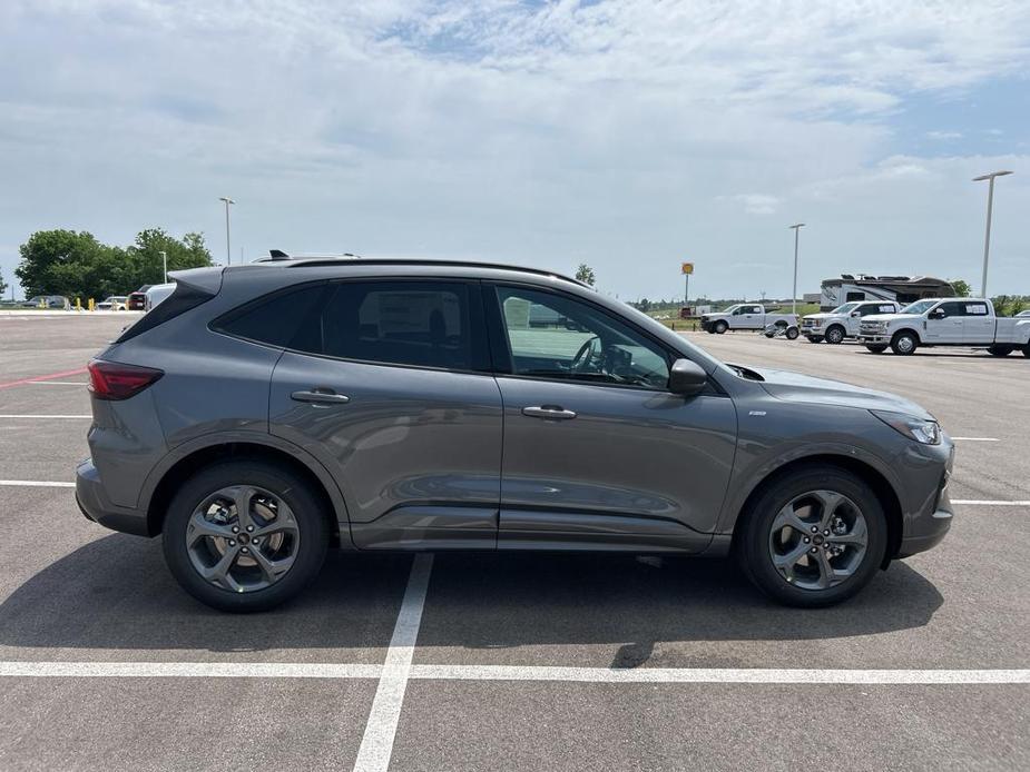 new 2024 Ford Escape car, priced at $29,900