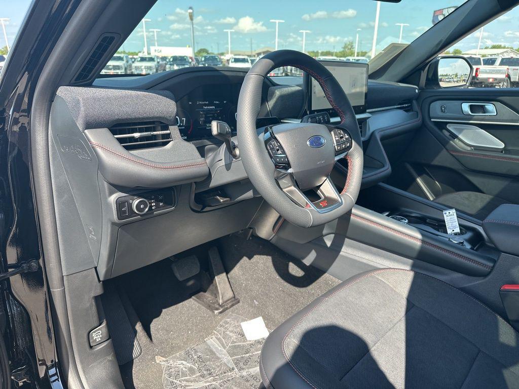 new 2025 Ford Explorer car, priced at $53,611