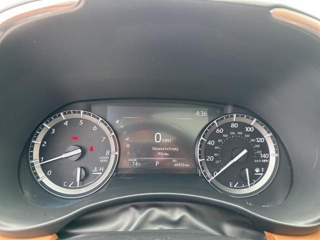 used 2020 Toyota Highlander car, priced at $33,724