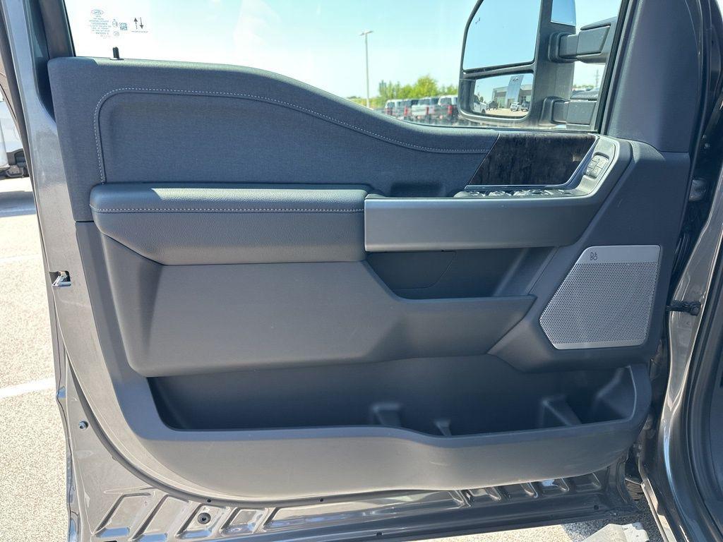 new 2026 Ford F-350 car, priced at $85,950