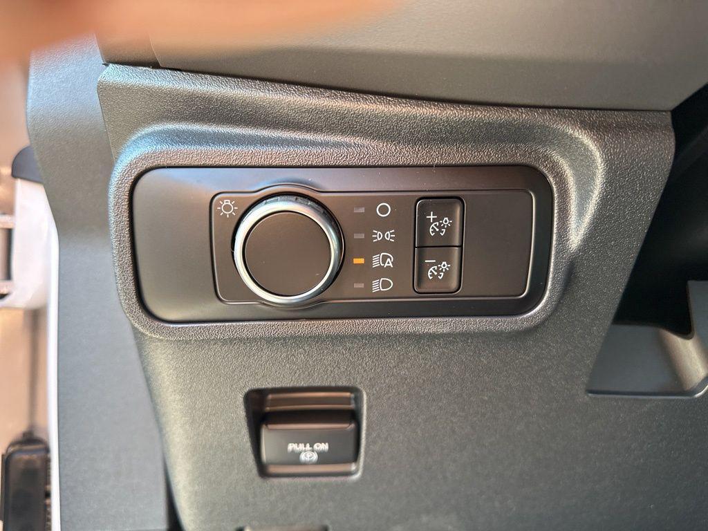 new 2025 Ford Bronco car, priced at $40,598