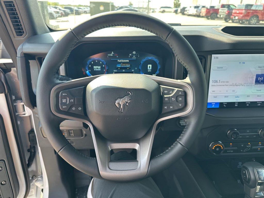 new 2025 Ford Bronco car, priced at $40,598