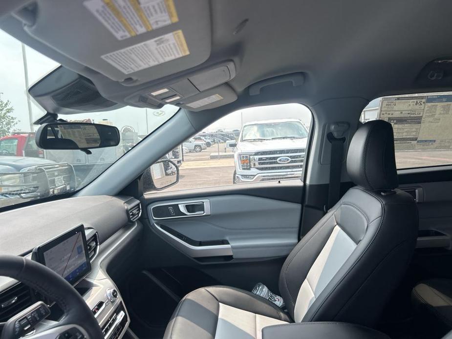 new 2024 Ford Explorer car, priced at $44,988