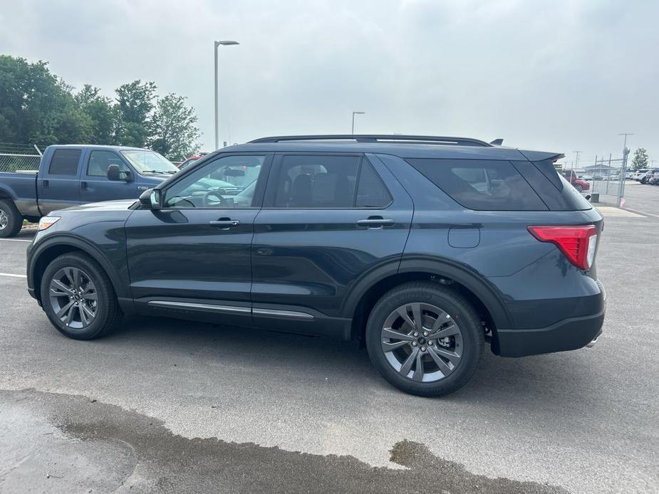 new 2024 Ford Explorer car, priced at $44,988