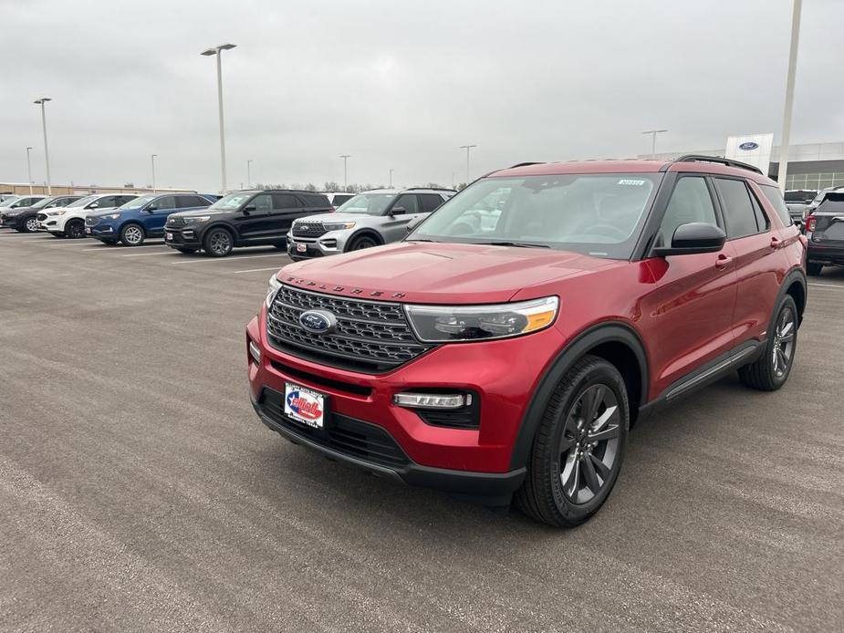 new 2024 Ford Explorer car, priced at $43,590