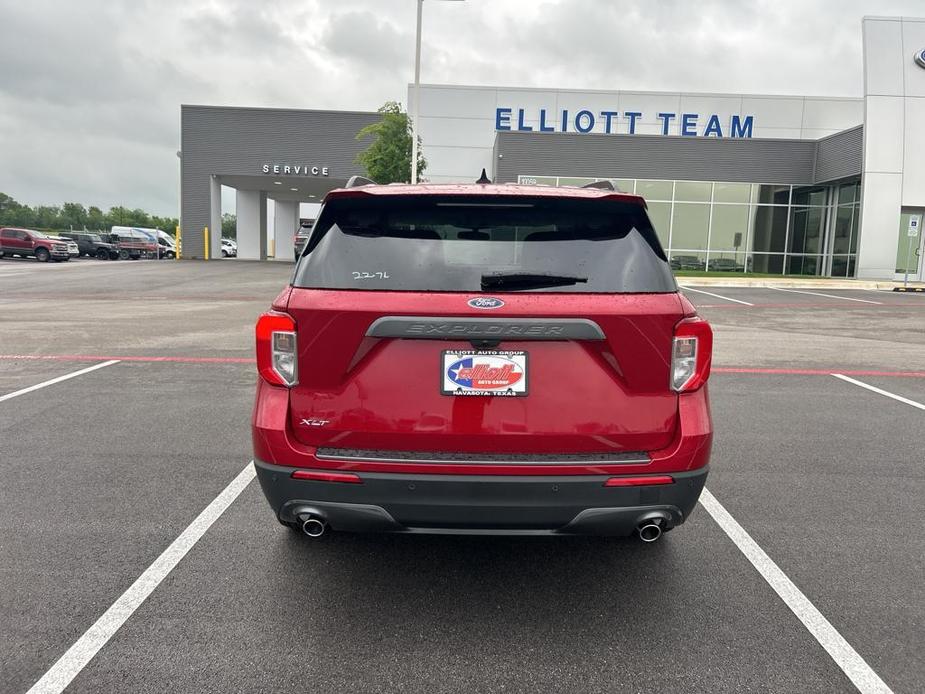 new 2024 Ford Explorer car, priced at $42,980