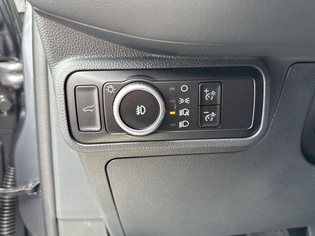 new 2025 Ford Explorer car, priced at $41,218