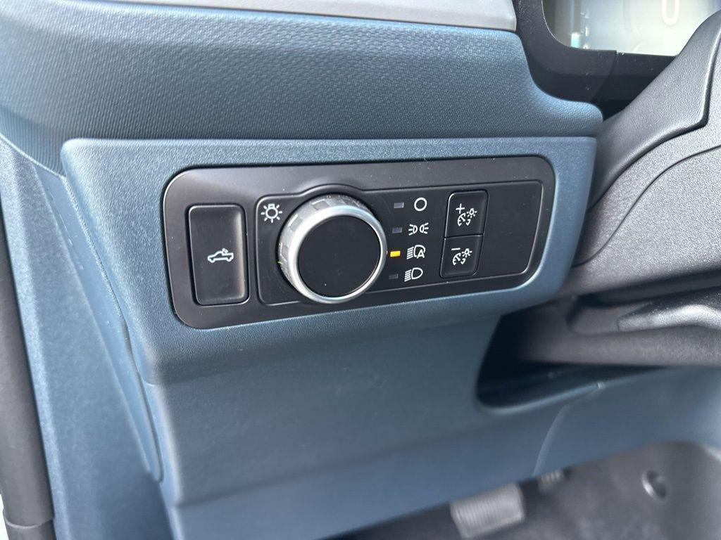 new 2025 Ford Maverick car, priced at $28,680