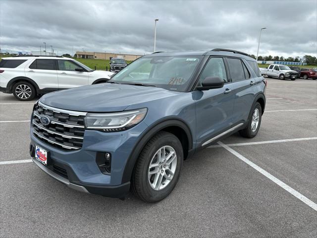 new 2025 Ford Explorer car, priced at $42,983