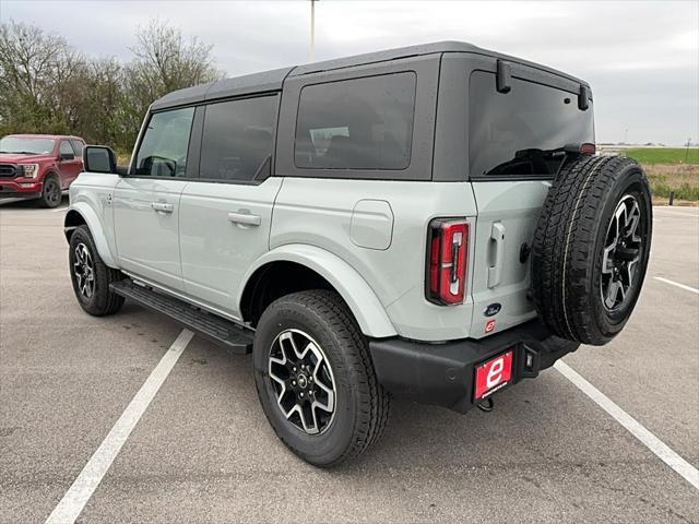 new 2024 Ford Bronco car, priced at $53,594