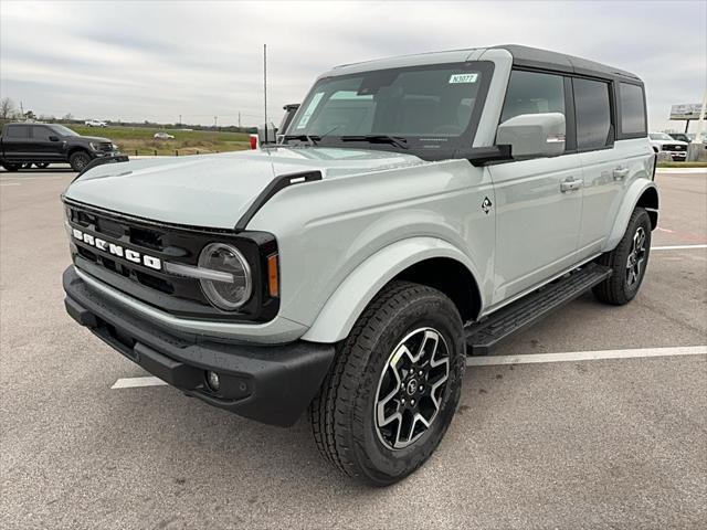 new 2024 Ford Bronco car, priced at $53,594