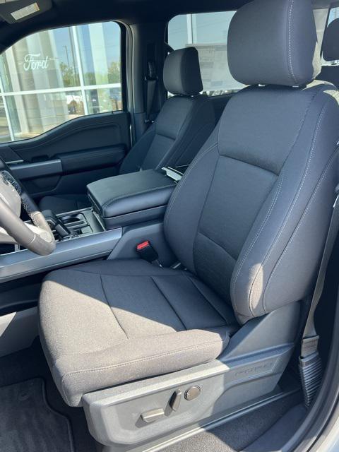 new 2025 Ford F-150 car, priced at $59,363