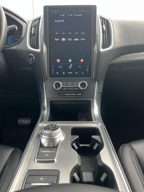 used 2024 Ford Edge car, priced at $29,555