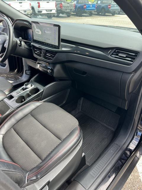 used 2023 Ford Escape car, priced at $24,250