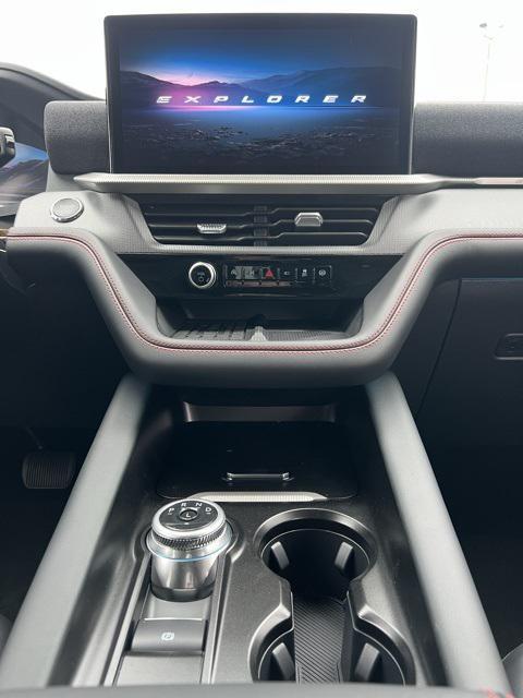 new 2025 Ford Explorer car, priced at $51,120