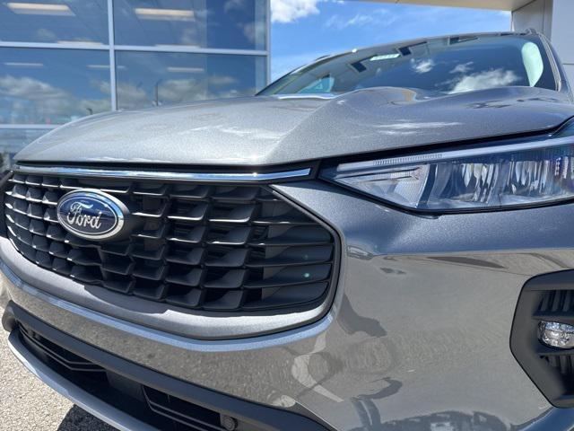 new 2025 Ford Escape PHEV car, priced at $35,895