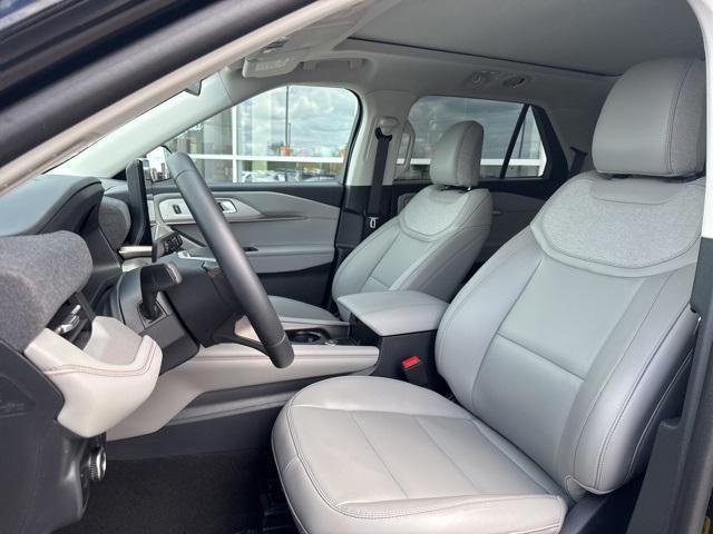 used 2025 Ford Explorer car, priced at $41,900