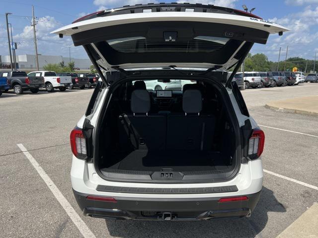 new 2025 Ford Explorer car, priced at $52,390