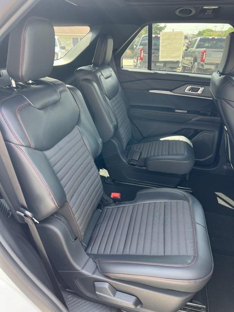 new 2025 Ford Explorer car, priced at $52,390