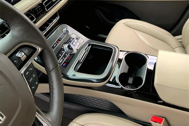 used 2022 Lincoln Nautilus car, priced at $26,700