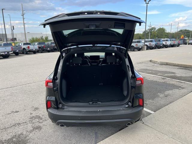 used 2025 Ford Escape car, priced at $27,900
