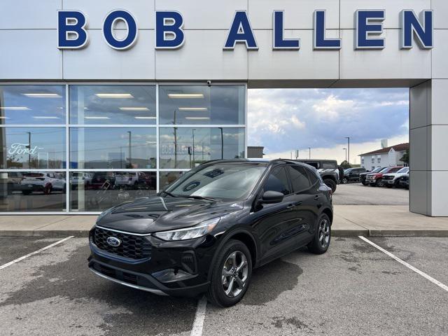 used 2025 Ford Escape car, priced at $27,900