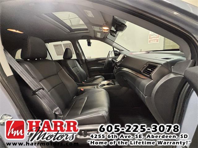used 2022 Honda Pilot car, priced at $36,999