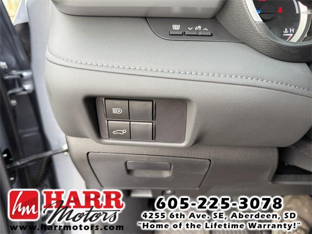 used 2023 Toyota Highlander Hybrid car, priced at $47,999