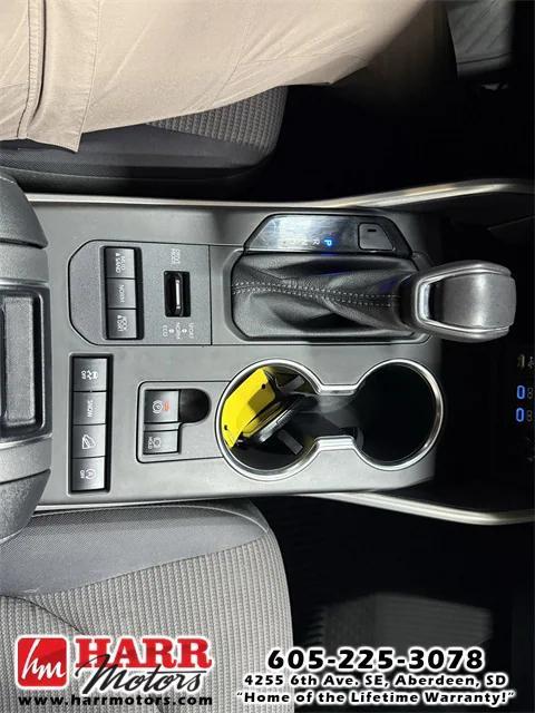 used 2022 Toyota Highlander car, priced at $31,995