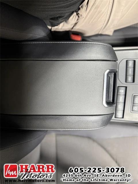 used 2022 Toyota Highlander car, priced at $31,995