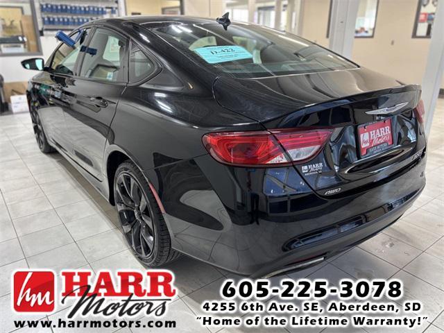 used 2015 Chrysler 200 car