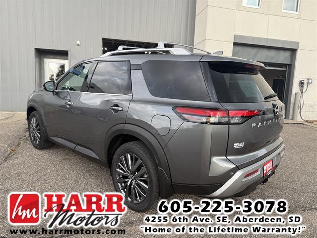 new 2025 Nissan Pathfinder car, priced at $46,925