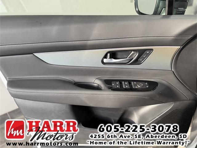 new 2025 Nissan Murano car, priced at $46,215